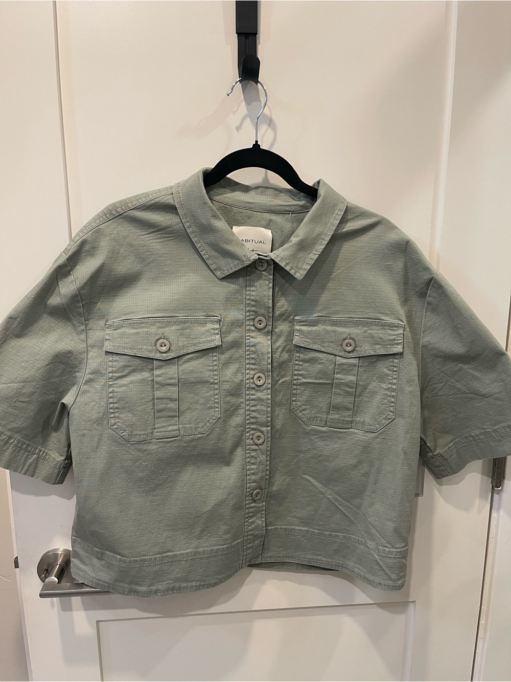Habitual Women’s Sage Green Short-Sleeve Button-Down Utility Shirt sz XL